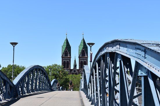 Blaue Brücke